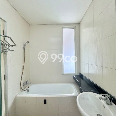 Rumah di Pondok Pinang, Dekat Stasiun, 3 KM, LT 260m2m² Bangunan 230m2m² Rumah di Pondok Pinang, Dekat Stasiun, 3 KM, LT 260m2m² Bangunan 230m2m²
