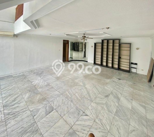 Ready to Use! Luxury House LT 736m2 Desain Modern di Cipete Ready to Use! Luxury House LT 736m2 Desain Modern di Cipete