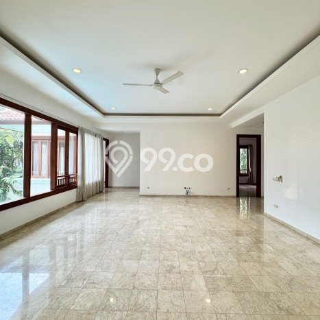 Sewa Rumah Nyaman di Kemang LT 600m2 / LB 490m2 Siap Huni Sewa Rumah Nyaman di Kemang LT 600m2 / LB 490m2 Siap Huni