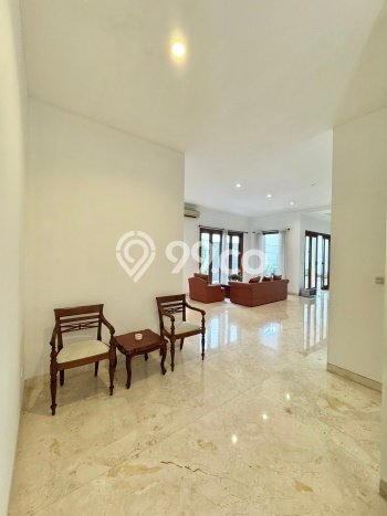 Sewa Rumah Nyaman di Pondok Indah LT 550m2 / LB 500m2 Kondisi Bagus Sewa Rumah Nyaman di Pondok Indah LT 550m2 / LB 500m2 Kondisi Bagus