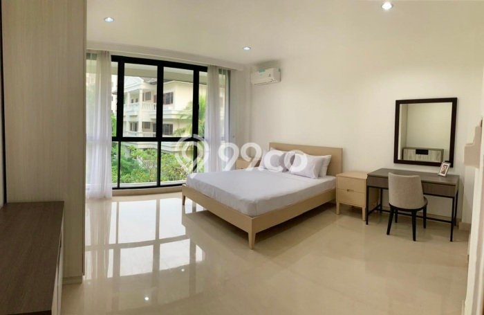 Sewa Hunian Apartemen Strategis di Cilandak, 3 Kamar Tidur, Luas 225m2m² Sewa Hunian Apartemen Strategis di Cilandak, 3 Kamar Tidur, Luas 225m2m²