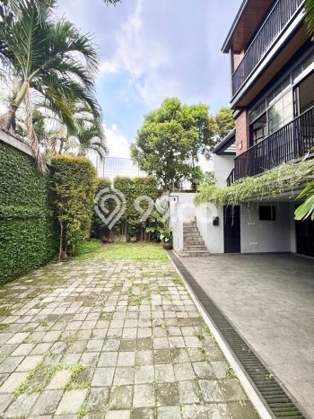 Rumah sewa siap huni 4 Kamar Tidur di Cipete, Jakarta Selatan Rumah sewa siap huni 4 Kamar Tidur di Cipete, Jakarta Selatan