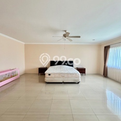 Sewa Rumah Nyaman di Pejaten LT 437m2 / LB 870m2 Siap Huni Sewa Rumah Nyaman di Pejaten LT 437m2 / LB 870m2 Siap Huni
