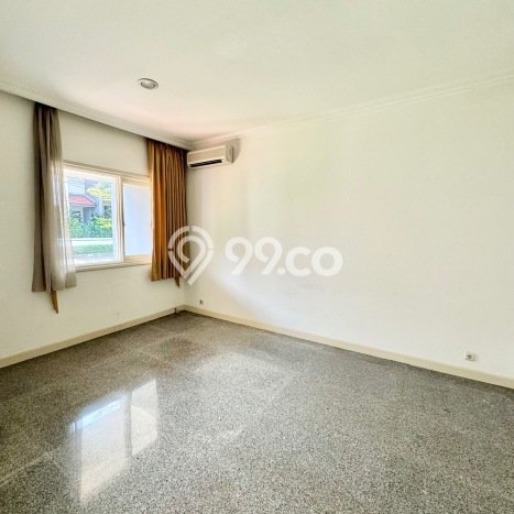 Sewa Rumah Strategis di Cipete LT 438m2 / LB 348m2 Kondisi Bagus Sewa Rumah Strategis di Cipete LT 438m2 / LB 348m2 Kondisi Bagus