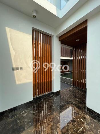 Rumah Luxury Modern Siap Huni di Pondok Indah Jakarta Selatan Rumah Luxury Modern Siap Huni di Pondok Indah Jakarta Selatan