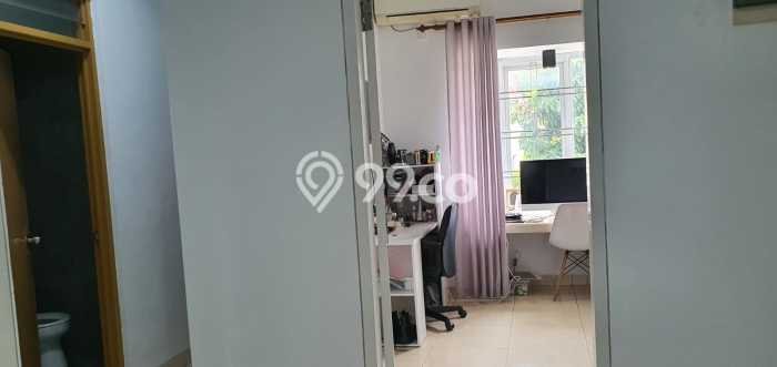 For Sale! Luxury House LT 200m2 Desain Modern di Kota Wisata For Sale! Luxury House LT 200m2 Desain Modern di Kota Wisata