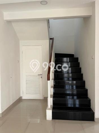Jual Rumah Mewah Elegan Dengan View Cantik di Raffles Hills, Jakarta Timur Jual Rumah Mewah Elegan Dengan View Cantik di Raffles Hills, Jakarta Timur
