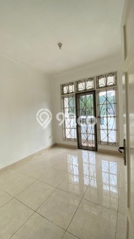 Jual Rumah Modern 4 KT di Kota Wisata, Bogor Jual Rumah Modern 4 KT di Kota Wisata, Bogor