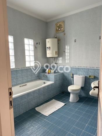 Rumah Minimalis 3 KT LT 180m2 di Kota Wisata Rumah Minimalis 3 KT LT 180m2 di Kota Wisata