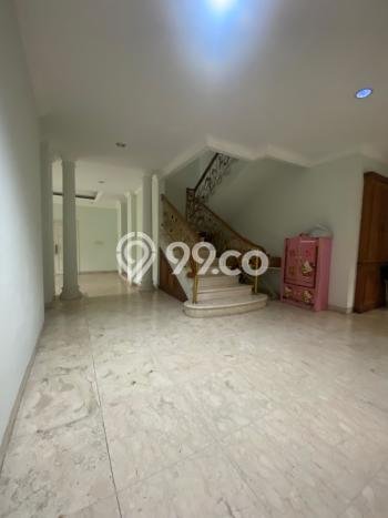 Rumah Elit Modern Tanpa Renovasi di Kota Wisata Bogor Rumah Elit Modern Tanpa Renovasi di Kota Wisata Bogor