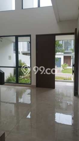 For Sale! Premium House LT 240m2 Desain Elegan di Kota Wisata For Sale! Premium House LT 240m2 Desain Elegan di Kota Wisata