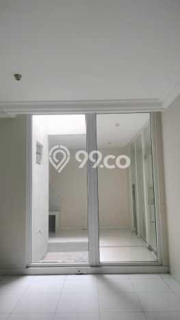 Rumah Elit Modern Tanpa Renovasi di Raffles Hills Jakarta Timur Rumah Elit Modern Tanpa Renovasi di Raffles Hills Jakarta Timur