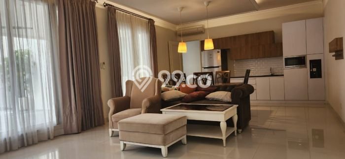 Rumah Mewah LB 500m2 Siap Pakai Desain Elegan di Alam Sutera, Tangerang Rumah Mewah LB 500m2 Siap Pakai Desain Elegan di Alam Sutera, Tangerang