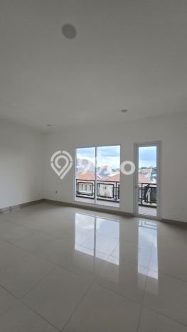 Jual Rumah Luas Elegan Dengan View Cantik di Alam Sutera, Tangerang Jual Rumah Luas Elegan Dengan View Cantik di Alam Sutera, Tangerang