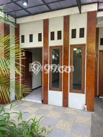 Dijual Hunian Rumah Terawat 4 KT di Tidar, Malang Dijual Hunian Rumah Terawat 4 KT di Tidar, Malang