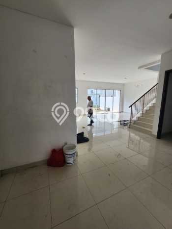 For Sale Rumah Elit Exclusive di Cakung, Jakarta Timur For Sale Rumah Elit Exclusive di Cakung, Jakarta Timur