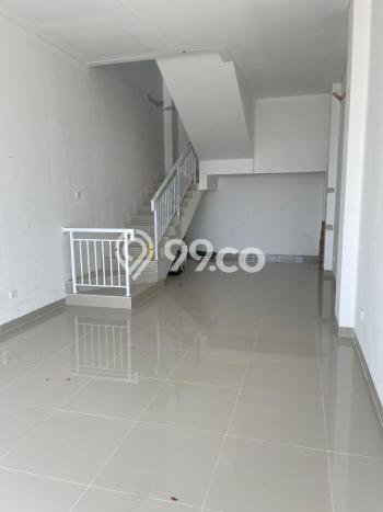 Ruko Usaha Dijual di Cakung Jakarta Timur LT 4m2 & LB 12m2 Ruko Usaha Dijual di Cakung Jakarta Timur LT 4m2 & LB 12m2