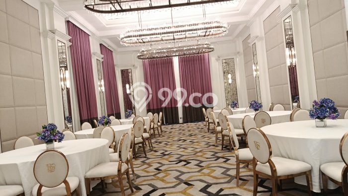 Hot Offer Hunian Mewah Ideal dan Luas di Duren Sawit, Jakarta Timur Hot Offer Hunian Mewah Ideal dan Luas di Duren Sawit, Jakarta Timur