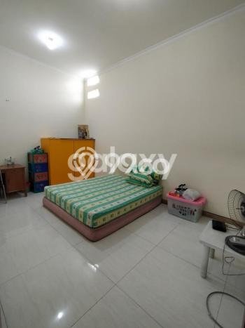 Rumah Strategis Modern Lb 165m2 di Tambaksari, Surabaya Rumah Strategis Modern Lb 165m2 di Tambaksari, Surabaya