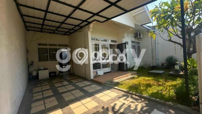 Dijual Hunian Rumah Terawat 2 KT di Gununganyar, Surabaya Dijual Hunian Rumah Terawat 2 KT di Gununganyar, Surabaya