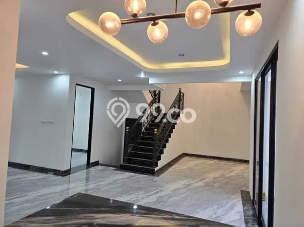 Dijual Rumah Mewah Elegan Dengan View Cantik di Pakuwon CIty, Surabaya Dijual Rumah Mewah Elegan Dengan View Cantik di Pakuwon CIty, Surabaya