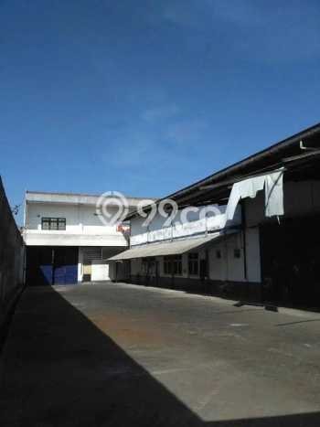 Disewakan Gudang di Kawasan Ramai Waru Luas 2300m2 Disewakan Gudang di Kawasan Ramai Waru Luas 2300m2