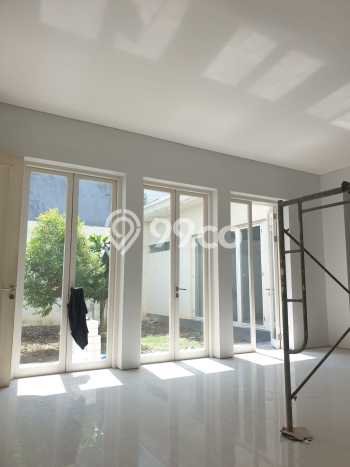 PRIME AREA! Rumah di Wiyung, 4 KM, Area Premium, Luas 375m2m² LB 300m2m² PRIME AREA! Rumah di Wiyung, 4 KM, Area Premium, Luas 375m2m² LB 300m2m²
