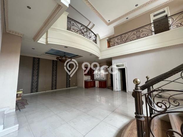 Dijual Hunian Mewah dengan Fasilitas Sekitar Lengkap di Wiyung, Surabaya Dijual Hunian Mewah dengan Fasilitas Sekitar Lengkap di Wiyung, Surabaya