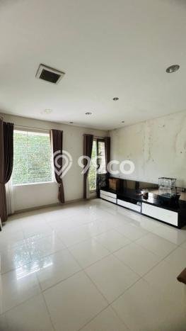 For Sale! Luxury House LT 297m2 Desain Modern di Pakuwon CIty For Sale! Luxury House LT 297m2 Desain Modern di Pakuwon CIty