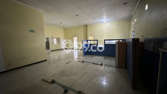 Gudang Area Strategis di Gempol, Luas 1950m2m², Mainroad Gudang Area Strategis di Gempol, Luas 1950m2m², Mainroad