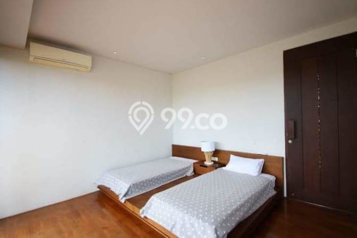 HOT DEAL! Vila di , Area 430m2m², Area Prima HOT DEAL! Vila di , Area 430m2m², Area Prima