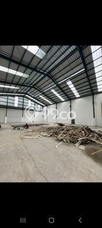 LOKASI PREMIUM! Gudang Kawasan Cipondoh, Luas 600m², Area Niaga LOKASI PREMIUM! Gudang Kawasan Cipondoh, Luas 600m², Area Niaga