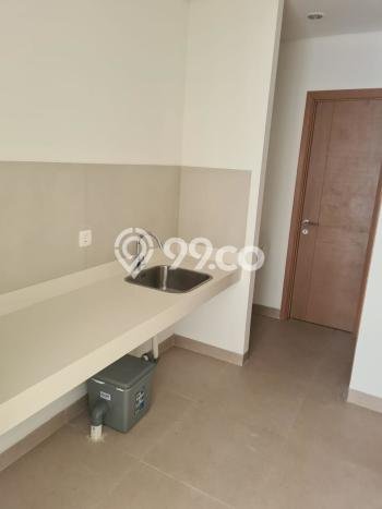 For Rent Ruko Strategis di BSD, Luas 656m², Area Berkembang For Rent Ruko Strategis di BSD, Luas 656m², Area Berkembang