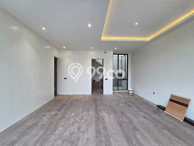 Hunian Mewah LB 460m2 Siap Pakai Desain Elegan di Permata Buana, Jakarta Barat Hunian Mewah LB 460m2 Siap Pakai Desain Elegan di Permata Buana, Jakarta Barat