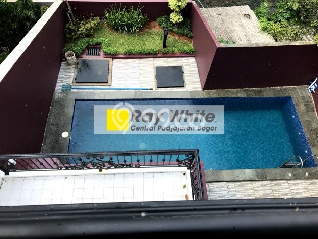 Ready to Use! Premium House LT 260m2 Desain Elegan di Tegallega Ready to Use! Premium House LT 260m2 Desain Elegan di Tegallega
