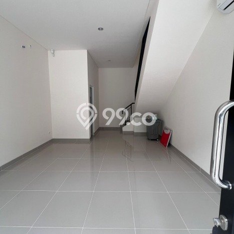 HARGA SPESIAL! Ruko di Gading Serpong, Luas 81m², Area Strategis HARGA SPESIAL! Ruko di Gading Serpong, Luas 81m², Area Strategis