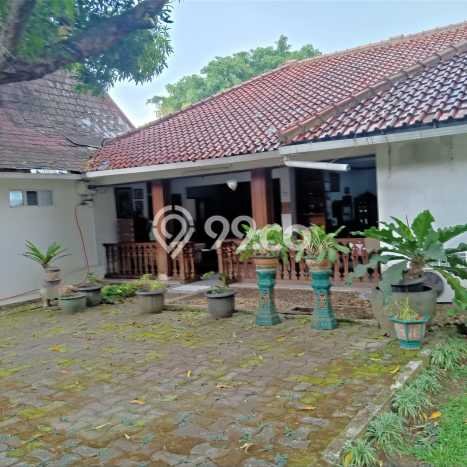 Dijual Hunian Mewah dengan Fasilitas Sekitar Komplit di Menteng, Jakarta Pusat Dijual Hunian Mewah dengan Fasilitas Sekitar Komplit di Menteng, Jakarta Pusat