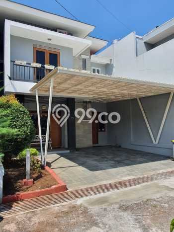 Rumah Elit Modern Tanpa Renovasi di Cikutra Bandung Rumah Elit Modern Tanpa Renovasi di Cikutra Bandung