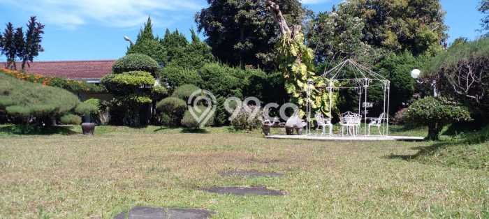 Rumah Elit Modern Siap Huni di Lembang Bandung Rumah Elit Modern Siap Huni di Lembang Bandung