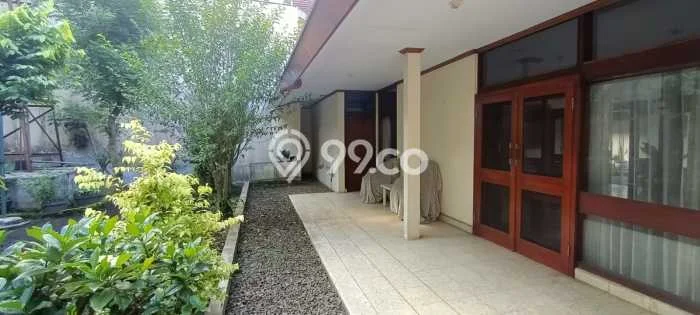 Rumah Mewah LB 300m2 Siap Pakai Desain Elegan di Setiabudi, Bandung Rumah Mewah LB 300m2 Siap Pakai Desain Elegan di Setiabudi, Bandung