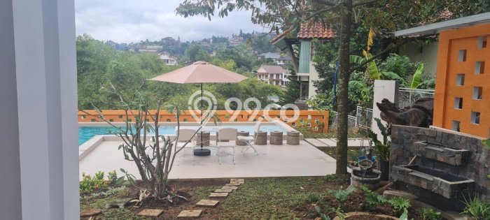 Dijual Rumah Elit Exclusive di Coblong, Bandung Dijual Rumah Elit Exclusive di Coblong, Bandung