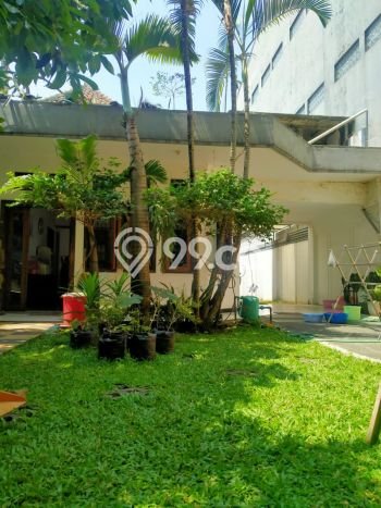 Rumah Elit Modern Tanpa Renovasi di Asia Afrika Bandung Rumah Elit Modern Tanpa Renovasi di Asia Afrika Bandung