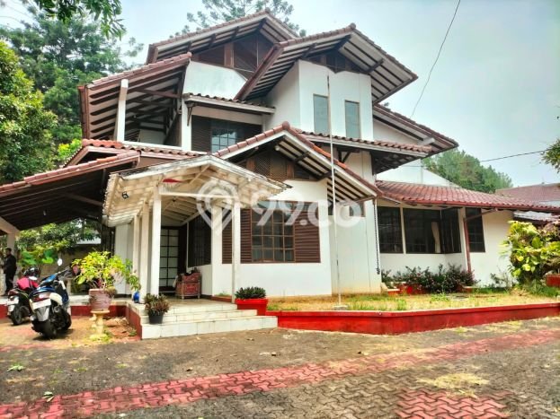 Dijual Rumah Luas Elegan Dengan View Eksklusif di Dago, Bandung Dijual Rumah Luas Elegan Dengan View Eksklusif di Dago, Bandung