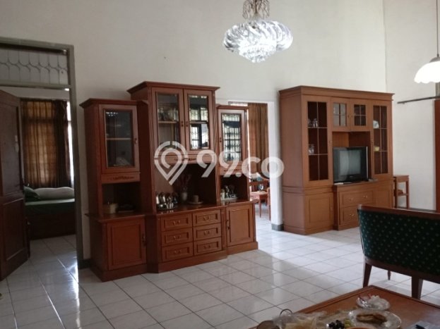 Siap Huni Rumah Mewah 4 Kamar di Batununggal Dekat ke Mana Saja Siap Huni Rumah Mewah 4 Kamar di Batununggal Dekat ke Mana Saja