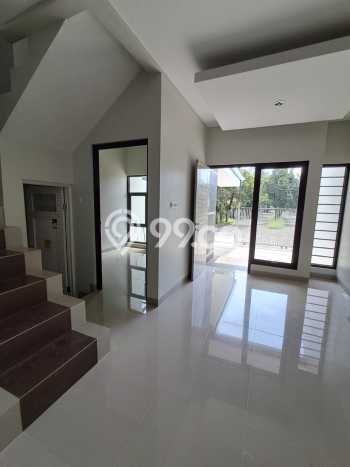 Jual Rumah Eksklusif 3 KT di Buah Batu, Bandung Jual Rumah Eksklusif 3 KT di Buah Batu, Bandung