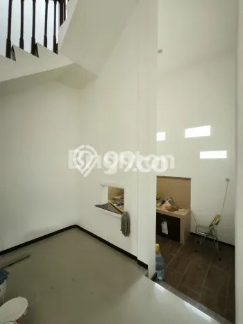 Rumah Minimalis 3 KT LT 210m2 di Araya Rumah Minimalis 3 KT LT 210m2 di Araya