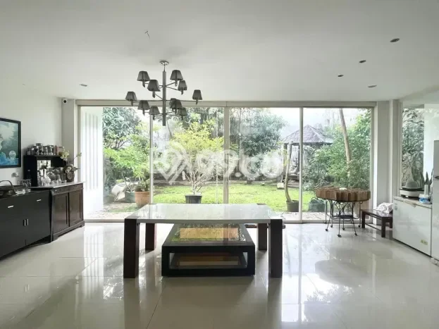 Rumah Kontrakan Malang LT 525m2 LB 500m2 Kawasan Dieng Rumah Kontrakan Malang LT 525m2 LB 500m2 Kawasan Dieng