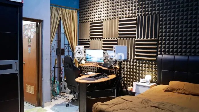 Rumah Elit Modern Tanpa Renovasi di Pondok Kelapa Jakarta Timur Rumah Elit Modern Tanpa Renovasi di Pondok Kelapa Jakarta Timur