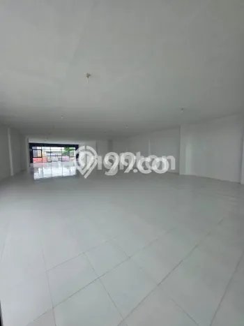 Area Strategis! Disewakan Ruko Lokasi Lowokwaru, Malang Cocok untuk Bisnis Area Strategis! Disewakan Ruko Lokasi Lowokwaru, Malang Cocok untuk Bisnis