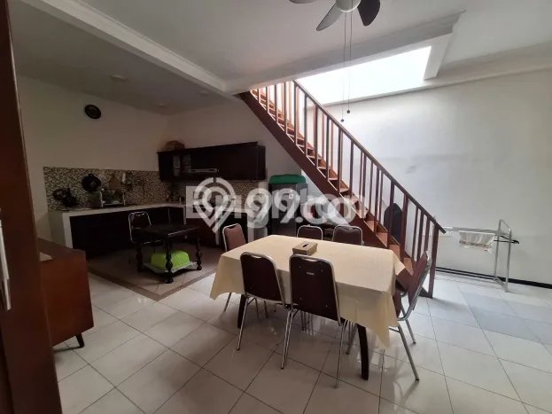 Rumah Minimalis 3 Kamar LT 172m2 di Araya Rumah Minimalis 3 Kamar LT 172m2 di Araya